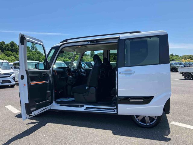 タントファンクロスターボオートライト/コーナーセンサー/アイドリングストップ/衝突回避支援システム/横滑り防止装置/LEDヘッドライト/両側電動スライドドア/オートエアコン/アルミホイール/キーフリーシステム/電動格納ミラー(千葉県)の中古車