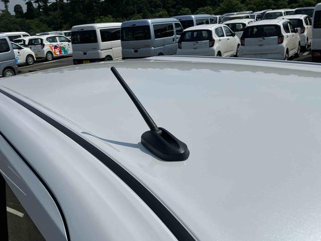 ムーヴキャンバスストライプスＧターボＬＥＤヘッドライト／両側電動スライドドア／コーナーセンサー／アイドリングストップ／衝突回避支援システム／横滑り防止装置／オートライト／オートエアコン／キーフリー／電動格納ミラー／電動パーキングブレーキ（千葉県）の中古車