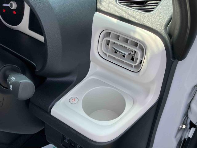 ムーヴキャンバスストライプスＧターボＬＥＤヘッドライト／両側電動スライドドア／コーナーセンサー／アイドリングストップ／衝突回避支援システム／横滑り防止装置／オートライト／オートエアコン／キーフリー／電動格納ミラー／電動パーキングブレーキ（千葉県）の中古車