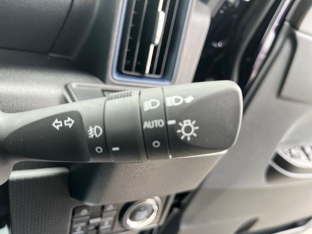 タントカスタムＲＳＬＥＤヘッドライト／両側電動スライドドア／コーナーセンサー／アイドリングストップ／衝突回避支援システム／横滑り防止装置／オートエアコン／アルミホイール／キーフリーシステム／電動格納ミラー／オートライト（千葉県）の中古車