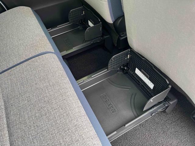 ムーヴキャンバスストライプスGLEDヘッドライト/両側電動スライドドア/コーナーセンサー/アイドリングストップ/衝突回避支援システム/横滑り防止装置/オートライト/オートエアコン/キーフリー/電動格納ミラー/電動パーキングブレーキ(千葉県)の中古車