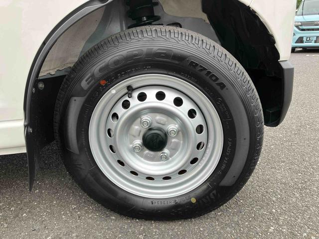 ハイゼットカーゴＤＸオートライト／衝突回避支援システム／オートハイビーム／横滑り防止装置／コーナーセンサー／スペアタイヤ／ＡＭ・ＦＭラジオ／マニュアルエアコン／アイドリングストップ／キーレス／オーバーヘッドシェルフ（千葉県）の中古車