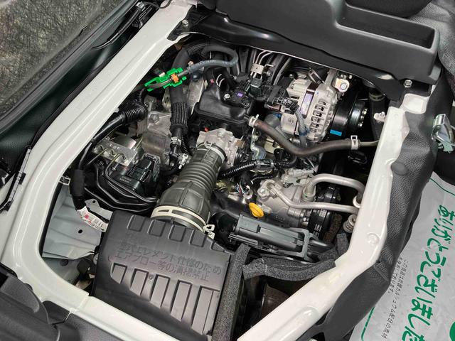 ハイゼットカーゴＤＸオートライト／衝突回避支援システム／オートハイビーム／横滑り防止装置／コーナーセンサー／スペアタイヤ／ＡＭ・ＦＭラジオ／マニュアルエアコン／アイドリングストップ／キーレス／オーバーヘッドシェルフ（千葉県）の中古車