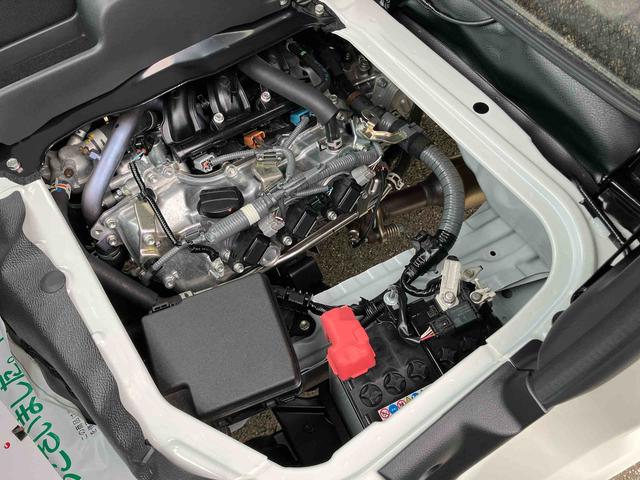 ハイゼットカーゴＤＸオートライト／衝突回避支援システム／オートハイビーム／横滑り防止装置／コーナーセンサー／スペアタイヤ／ＡＭ・ＦＭラジオ／マニュアルエアコン／アイドリングストップ／キーレス／オーバーヘッドシェルフ（千葉県）の中古車