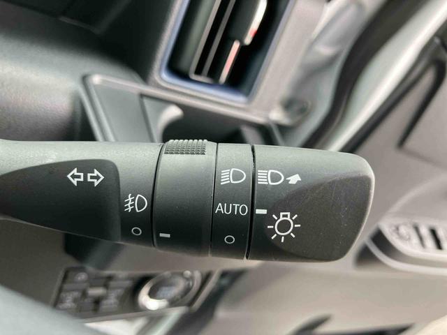 タントカスタムＲＳＬＥＤヘッドライト／両側電動スライドドア／コーナーセンサー／アイドリングストップ／衝突回避支援システム／横滑り防止装置／オートエアコン／アルミホイール／キーフリーシステム／電動格納ミラー／オートライト（千葉県）の中古車