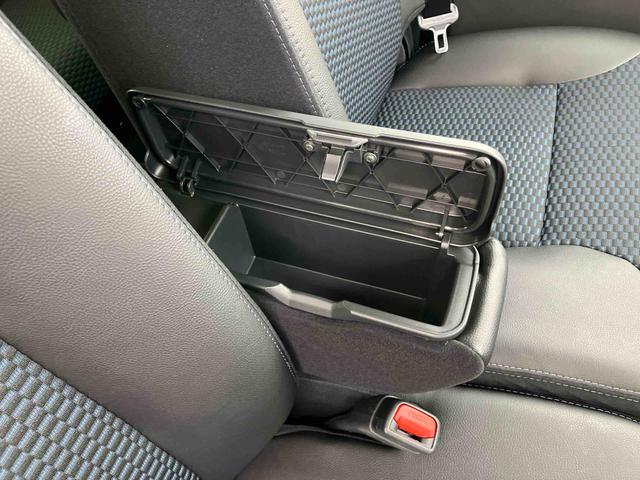 タントカスタムＲＳＬＥＤヘッドライト／両側電動スライドドア／コーナーセンサー／アイドリングストップ／衝突回避支援システム／横滑り防止装置／オートエアコン／アルミホイール／キーフリーシステム／電動格納ミラー／オートライト（千葉県）の中古車