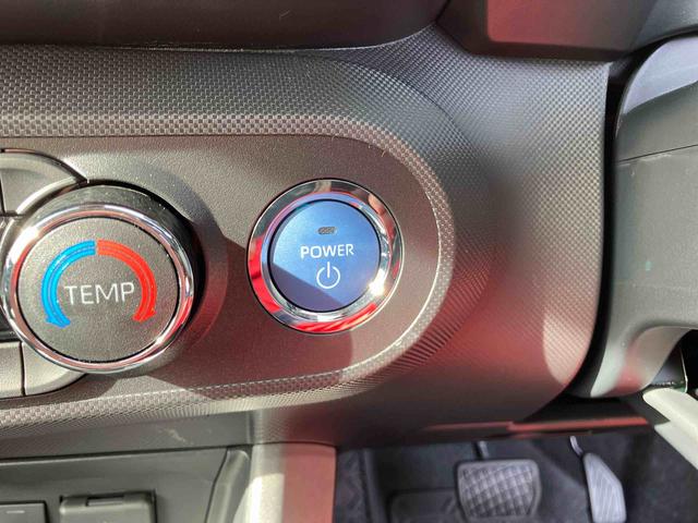 ロッキープレミアムG HEVアダプティブクルコン LEDヘッドライト&フォグランプ バックフォグランプ 17インチアルミホイール シートヒーター 電動駐車ブレーキ コーナーセンサー 衝突被害軽減ブレーキ(千葉県)の中古車