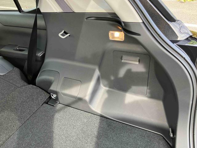 ロッキープレミアムG HEVアダプティブクルコン LEDヘッドライト&フォグランプ バックフォグランプ 17インチアルミホイール シートヒーター 電動駐車ブレーキ コーナーセンサー 衝突被害軽減ブレーキ(千葉県)の中古車