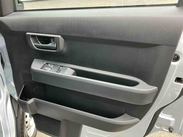 ハイゼットカーゴデラックスオートライト／衝突回避支援システム／オートハイビーム／横滑り防止装置／コーナーセンサー／スペアタイヤ／ＡＭ・ＦＭラジオ／マニュアルエアコン／アイドリングストップ／キーレス／オーバーヘッドシェルフ（千葉県）の中古車