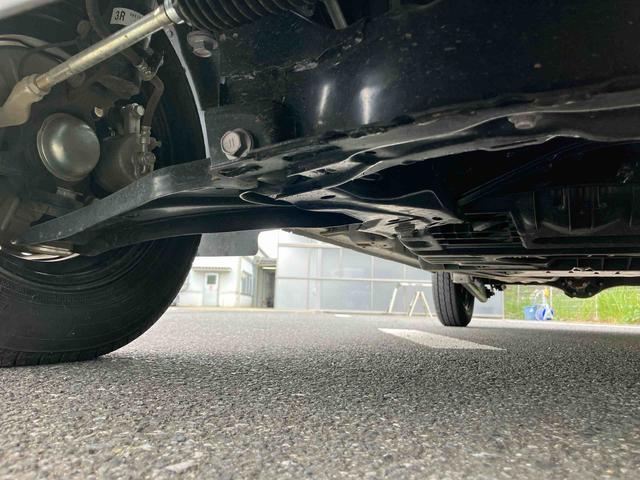 ハイゼットカーゴデラックスオートライト／衝突回避支援システム／オートハイビーム／横滑り防止装置／コーナーセンサー／スペアタイヤ／ＡＭ・ＦＭラジオ／マニュアルエアコン／アイドリングストップ／キーレス／オーバーヘッドシェルフ（千葉県）の中古車