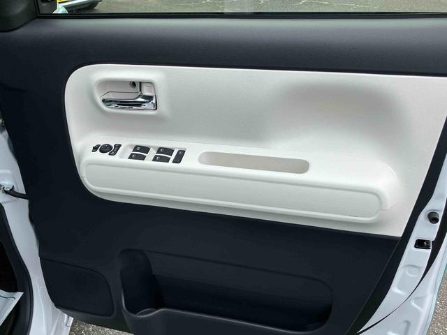 ムーヴキャンバスストライプスGターボLEDヘッドライト/両側電動スライドドア/アダプティブクルーズコントロール/コーナーセンサー/衝突回避支援システム/横滑り防止装置/オートライト/オートエアコン/電動格納ミラー/電動パーキングブレーキ(千葉県)の中古車