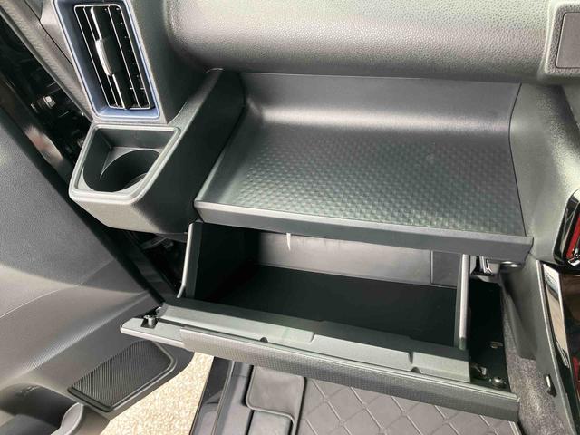 タントカスタムＲＳターボエンジン　１５インチアルミ　バックカメラ　両側電動スライドドア　シートヒーター　電動駐車ブレーキ　ＬＥＤライト＆フォグ　上下２段調節式デッキボード　コーナーセンサー　衝突被害軽減ブレーキ（千葉県）の中古車