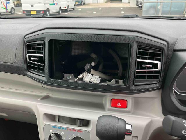 ミライースＸ　ＳＡIII電動格納ドアミラー　プライバシーガラス　リヤシートヘッドレスト　オートライト　キーレスエントリー　セキュリティアラーム　横滑り防止装置　コーナーセンサー　衝突被害軽減ブレーキ（千葉県）の中古車