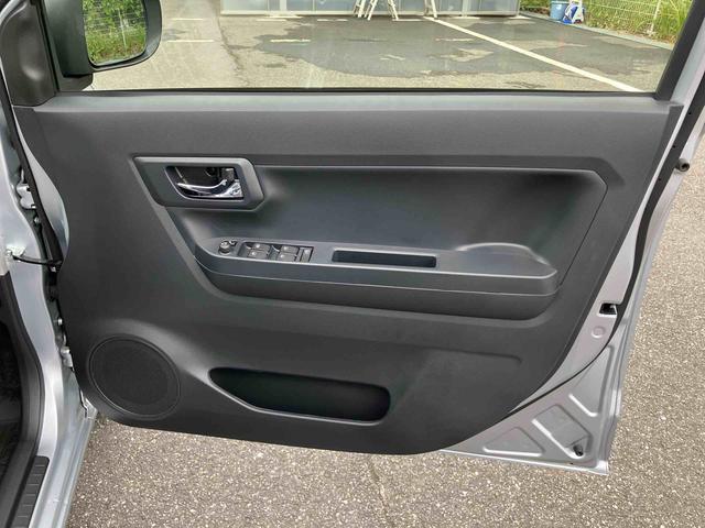 ミライースＸ　ＳＡIII電動格納ドアミラー　プライバシーガラス　リヤシートヘッドレスト　オートライト　キーレスエントリー　セキュリティアラーム　横滑り防止装置　コーナーセンサー　衝突被害軽減ブレーキ（千葉県）の中古車