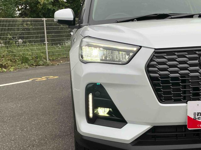 ロッキープレミアムＧ　ＨＥＶアダプティブクルコン　ＬＥＤヘッドライト＆フォグランプ　バックフォグランプ　１７インチアルミホイール　シートヒーター　電動駐車ブレーキ　コーナーセンサー　衝突被害軽減ブレーキ（千葉県）の中古車