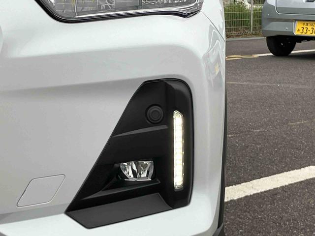 ロッキープレミアムＧ　ＨＥＶアダプティブクルコン　ＬＥＤヘッドライト＆フォグランプ　バックフォグランプ　１７インチアルミホイール　シートヒーター　電動駐車ブレーキ　コーナーセンサー　衝突被害軽減ブレーキ（千葉県）の中古車