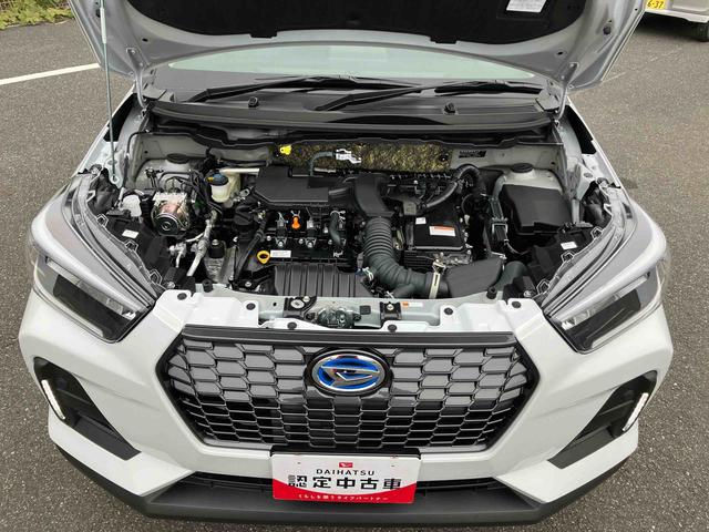 ロッキープレミアムＧ　ＨＥＶアダプティブクルコン　ＬＥＤヘッドライト＆フォグランプ　バックフォグランプ　１７インチアルミホイール　シートヒーター　電動駐車ブレーキ　コーナーセンサー　衝突被害軽減ブレーキ（千葉県）の中古車