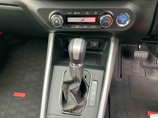 ロッキープレミアムＧ　ＨＥＶアダプティブクルコン　ＬＥＤヘッドライト＆フォグランプ　バックフォグランプ　１７インチアルミホイール　シートヒーター　電動駐車ブレーキ　コーナーセンサー　衝突被害軽減ブレーキ（千葉県）の中古車