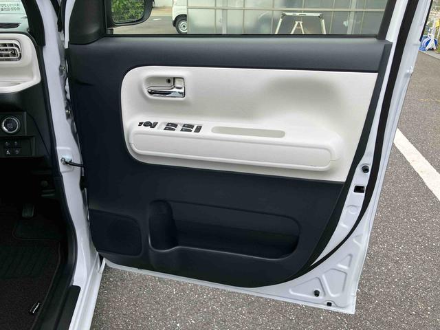 ムーヴキャンバスストライプスＧ両側電動スライドドア　ＬＥＤヘッドライト＆フォグランプ　シートヒーター　保温カップホルダー　電動駐車ブレーキ　バックカメラ　ステアリングスイッチ　コーナーセンサー　衝突被害軽減ブレーキ（千葉県）の中古車