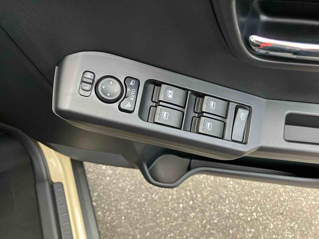 タフトＧ　ダーククロムベンチャー前後ダークガーニッシュ　ガラスルーフ　ルーフレール　１５インチアルミ　ＬＥＤヘッドライト＆フォグランプ　バックカメラ　シートヒーター　電動駐車ブレーキ　コーナーセンサー　衝突被害軽減ブレーキ（千葉県）の中古車