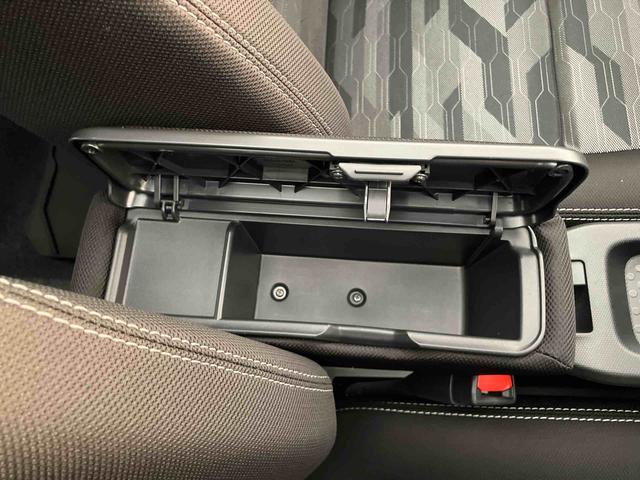 タフトＧ　ダーククロムベンチャー前後ダークガーニッシュ　ガラスルーフ　ルーフレール　１５インチアルミ　ＬＥＤヘッドライト＆フォグランプ　バックカメラ　シートヒーター　電動駐車ブレーキ　コーナーセンサー　衝突被害軽減ブレーキ（千葉県）の中古車