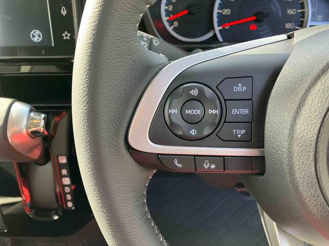 トールカスタムＧＬＥＤヘッドライト＆フォグランプ　アダプティブクルコン　１４インチアルミホイール　両側電動スライドドア　電動パーキングブレーキ　プッシュボタンスターター　コーナーセンサー　衝突被害軽減ブレーキ（千葉県）の中古車