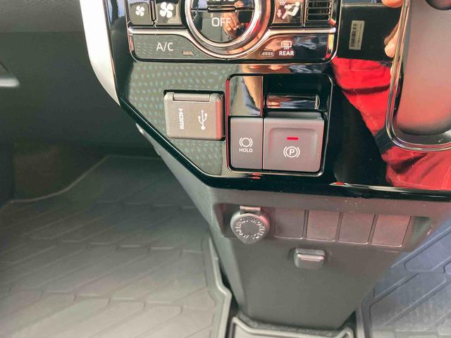 トールカスタムＧＬＥＤヘッドライト＆フォグランプ　アダプティブクルコン　１４インチアルミホイール　両側電動スライドドア　電動パーキングブレーキ　プッシュボタンスターター　コーナーセンサー　衝突被害軽減ブレーキ（千葉県）の中古車