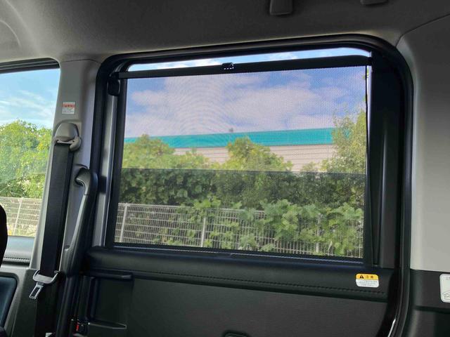 トールカスタムＧＬＥＤヘッドライト＆フォグランプ　アダプティブクルコン　１４インチアルミホイール　両側電動スライドドア　電動パーキングブレーキ　プッシュボタンスターター　コーナーセンサー　衝突被害軽減ブレーキ（千葉県）の中古車