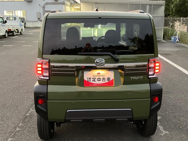 タフトＧ　ダーククロムベンチャー前後ダークガーニッシュ　ガラスルーフ　ルーフレール　１５インチアルミ　ＬＥＤヘッドライト＆フォグランプ　バックカメラ　シートヒーター　電動駐車ブレーキ　コーナーセンサー　衝突被害軽減ブレーキ（千葉県）の中古車