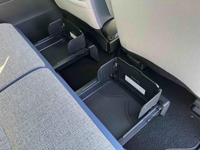 ムーヴキャンバスストライプスＧターボＬＥＤヘッドライト／両側電動スライドドア／アダプティブクルーズコントロール／コーナーセンサー／衝突回避支援システム／横滑り防止装置／オートライト／オートエアコン／電動格納ミラー／電動パーキングブレーキ（千葉県）の中古車