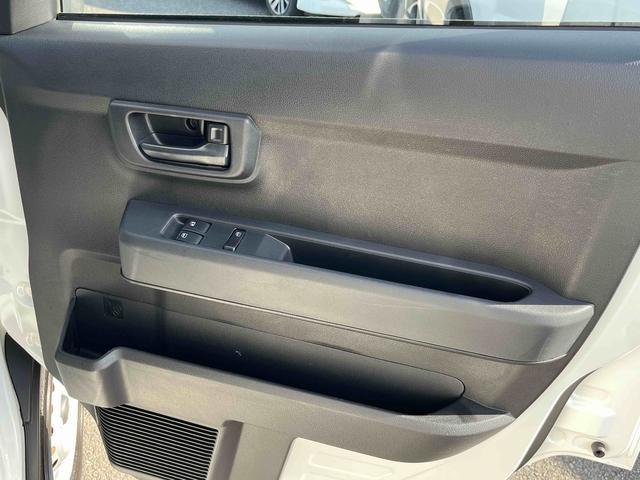 ハイゼットカーゴＤＸオートライト／衝突回避支援システム／オートハイビーム／横滑り防止装置／コーナーセンサー／スペアタイヤ／ＡＭ・ＦＭラジオ／マニュアルエアコン／アイドリングストップ／キーレス／オーバーヘッドシェルフ（千葉県）の中古車