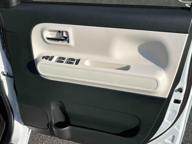 ムーヴキャンバスストライプスＧターボＬＥＤヘッドライト／両側電動スライドドア／アダプティブクルーズコントロール／コーナーセンサー／衝突回避支援システム／横滑り防止装置／オートライト／オートエアコン／電動格納ミラー／電動パーキングブレーキ（千葉県）の中古車