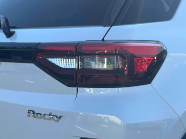 ロッキープレミアムＧ　ＨＥＶ衝突回避支援システム／横滑り防止装置／コーナーセンサー／オートエアコン／プッシュボタンエンジンスターター／アダプティブドライビングビーム／ＬＥＤヘッドライト／電動格納ドアミラー／オートライト（千葉県）の中古車