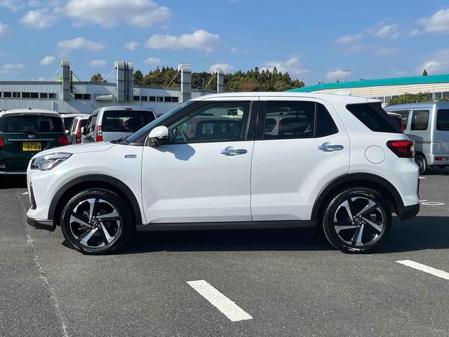 ロッキープレミアムＧ　ＨＥＶ衝突回避支援システム／横滑り防止装置／コーナーセンサー／オートエアコン／プッシュボタンエンジンスターター／アダプティブドライビングビーム／ＬＥＤヘッドライト／電動格納ドアミラー／オートライト（千葉県）の中古車