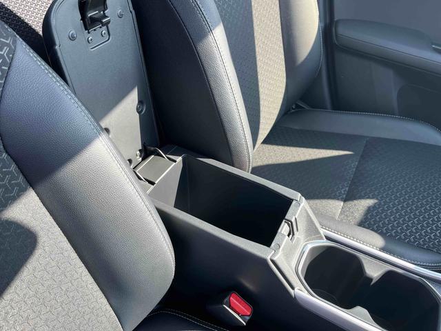 ロッキープレミアムＧ　ＨＥＶ衝突回避支援システム／横滑り防止装置／コーナーセンサー／オートエアコン／プッシュボタンエンジンスターター／アダプティブドライビングビーム／ＬＥＤヘッドライト／電動格納ドアミラー／オートライト（千葉県）の中古車