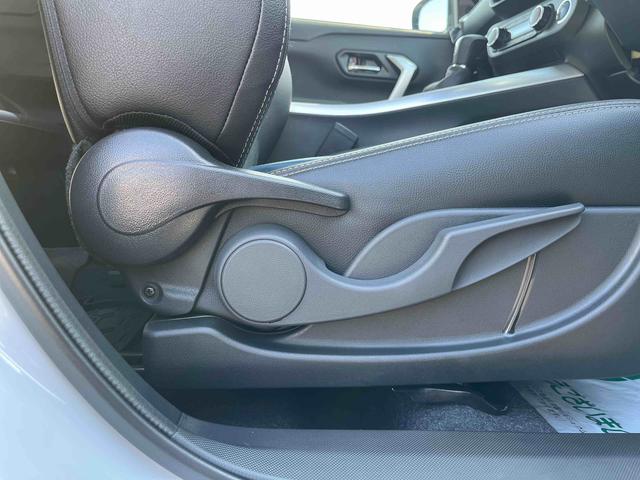 ロッキープレミアムＧ　ＨＥＶ衝突回避支援システム／横滑り防止装置／コーナーセンサー／オートエアコン／プッシュボタンエンジンスターター／アダプティブドライビングビーム／ＬＥＤヘッドライト／電動格納ドアミラー／オートライト（千葉県）の中古車