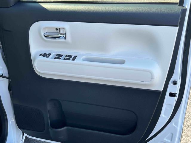 ムーヴキャンバスストライプスＧターボＬＥＤヘッドライト／両側電動スライドドア／アダプティブクルーズコントロール／コーナーセンサー／衝突回避支援システム／横滑り防止装置／オートライト／オートエアコン／電動格納ミラー／電動パーキングブレーキ（千葉県）の中古車