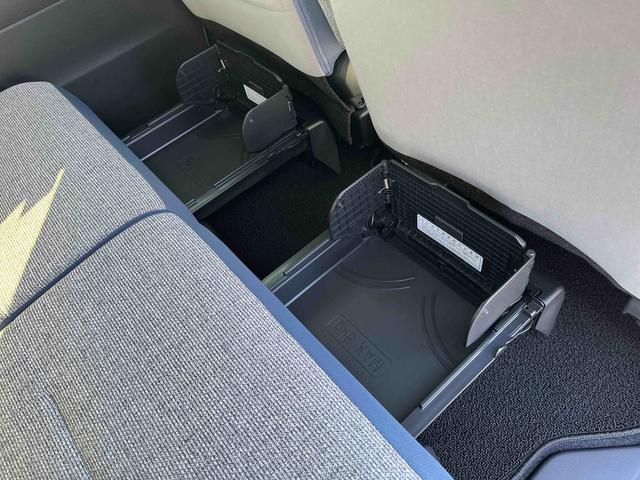 ムーヴキャンバスストライプスＧターボＬＥＤヘッドライト／両側電動スライドドア／アダプティブクルーズコントロール／コーナーセンサー／衝突回避支援システム／横滑り防止装置／オートライト／オートエアコン／電動格納ミラー／電動パーキングブレーキ（千葉県）の中古車