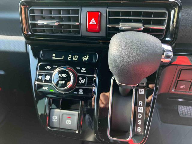 タントカスタムＸバックカメラ　両側電動スライドドア　１４インチアルミ　ＬＥＤヘッド＆フォグランプ　シートヒーター　電動駐車ブレーキ　オートライト　上下２段調節式デッキボード　コーナーセンサー　衝突被害軽減ブレーキ（千葉県）の中古車