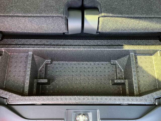 タントカスタムＸバックカメラ　両側電動スライドドア　１４インチアルミ　ＬＥＤヘッド＆フォグランプ　シートヒーター　電動駐車ブレーキ　オートライト　上下２段調節式デッキボード　コーナーセンサー　衝突被害軽減ブレーキ（千葉県）の中古車