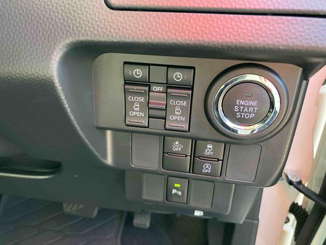 トールカスタムＧＬＥＤヘッドライト＆フォグランプ　アダプティブクルコン　１４インチアルミホイール　両側電動スライドドア　電動パーキングブレーキ　プッシュボタンスターター　コーナーセンサー　衝突被害軽減ブレーキ（千葉県）の中古車