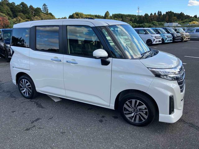 トールカスタムＧＬＥＤヘッドライト＆フォグランプ　アダプティブクルコン　１４インチアルミホイール　両側電動スライドドア　電動パーキングブレーキ　プッシュボタンスターター　コーナーセンサー　衝突被害軽減ブレーキ（千葉県）の中古車