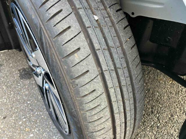 トールカスタムＧＬＥＤヘッドライト＆フォグランプ　アダプティブクルコン　１４インチアルミホイール　両側電動スライドドア　電動パーキングブレーキ　プッシュボタンスターター　コーナーセンサー　衝突被害軽減ブレーキ（千葉県）の中古車