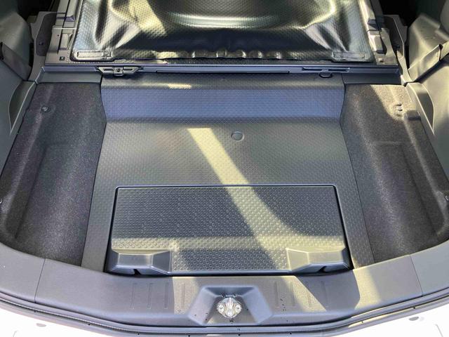 トールカスタムＧＬＥＤヘッドライト＆フォグランプ　アダプティブクルコン　１４インチアルミホイール　両側電動スライドドア　電動パーキングブレーキ　プッシュボタンスターター　コーナーセンサー　衝突被害軽減ブレーキ（千葉県）の中古車