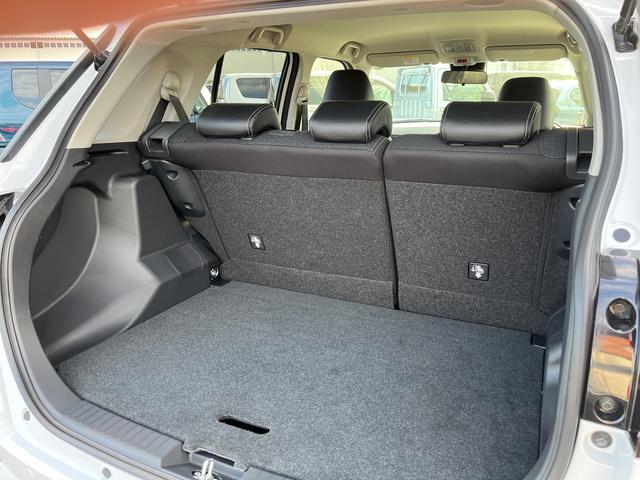 ロッキープレミアムG HEV衝突回避支援システム/横滑り防止装置/コーナーセンサー/オートエアコン/プッシュボタンエンジンスターター/アダプティブクルーズコントロール/LEDヘッドライト/電動格納ドアミラー/オートライト(千葉県)の中古車