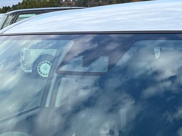 ロッキープレミアムG HEV衝突回避支援システム/横滑り防止装置/コーナーセンサー/オートエアコン/プッシュボタンエンジンスターター/アダプティブクルーズコントロール/LEDヘッドライト/電動格納ドアミラー/オートライト(千葉県)の中古車