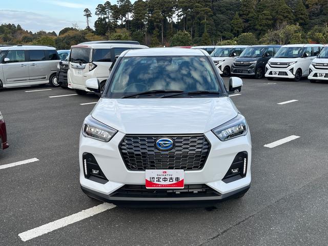 ロッキープレミアムG HEV衝突回避支援システム/横滑り防止装置/コーナーセンサー/オートエアコン/プッシュボタンエンジンスターター/アダプティブクルーズコントロール/LEDヘッドライト/電動格納ドアミラー/オートライト(千葉県)の中古車