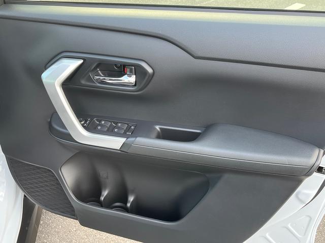 ロッキープレミアムG HEV衝突回避支援システム/横滑り防止装置/コーナーセンサー/オートエアコン/プッシュボタンエンジンスターター/アダプティブクルーズコントロール/LEDヘッドライト/電動格納ドアミラー/オートライト(千葉県)の中古車