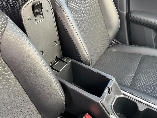 ロッキープレミアムG HEV衝突回避支援システム/横滑り防止装置/コーナーセンサー/オートエアコン/プッシュボタンエンジンスターター/アダプティブクルーズコントロール/LEDヘッドライト/電動格納ドアミラー/オートライト(千葉県)の中古車