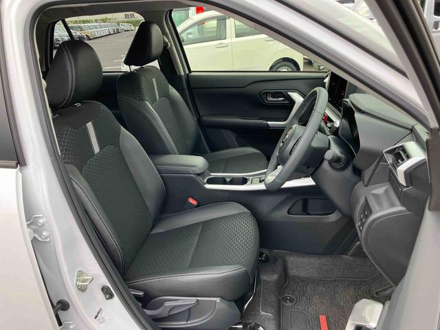 ロッキープレミアムG HEVアダプティブクルコン LEDヘッドライト&フォグランプ バックフォグランプ 17インチアルミホイール シートヒーター 電動駐車ブレーキ コーナーセンサー 衝突被害軽減ブレーキ(千葉県)の中古車